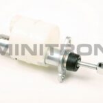 Kytkimen pääsylinteri, muovisäiliöllä