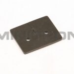 Käsijarruvaijerin läpivientikumi lattiaan