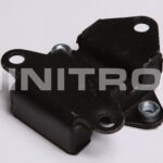 Moottorin kumityyny kiinteillä muttereilla