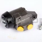 Etujarrusylinteri, oikea