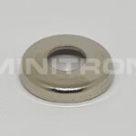 Venttiilikopan kiinnikkeen prikka, alempi